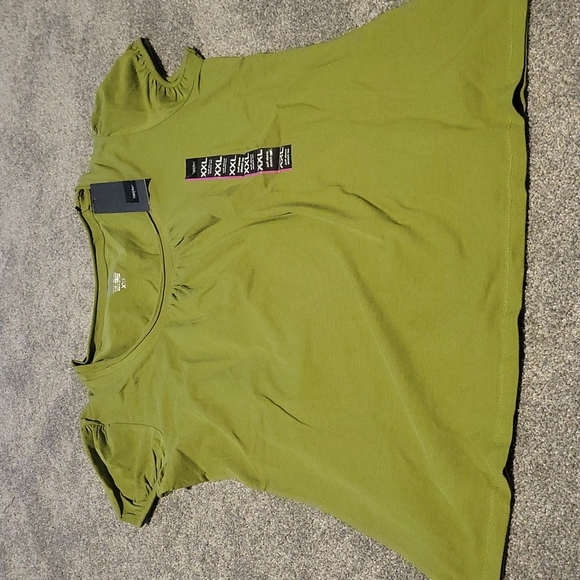 NWT Mossino crew neck short sleeve tee - Picture 1 of 4